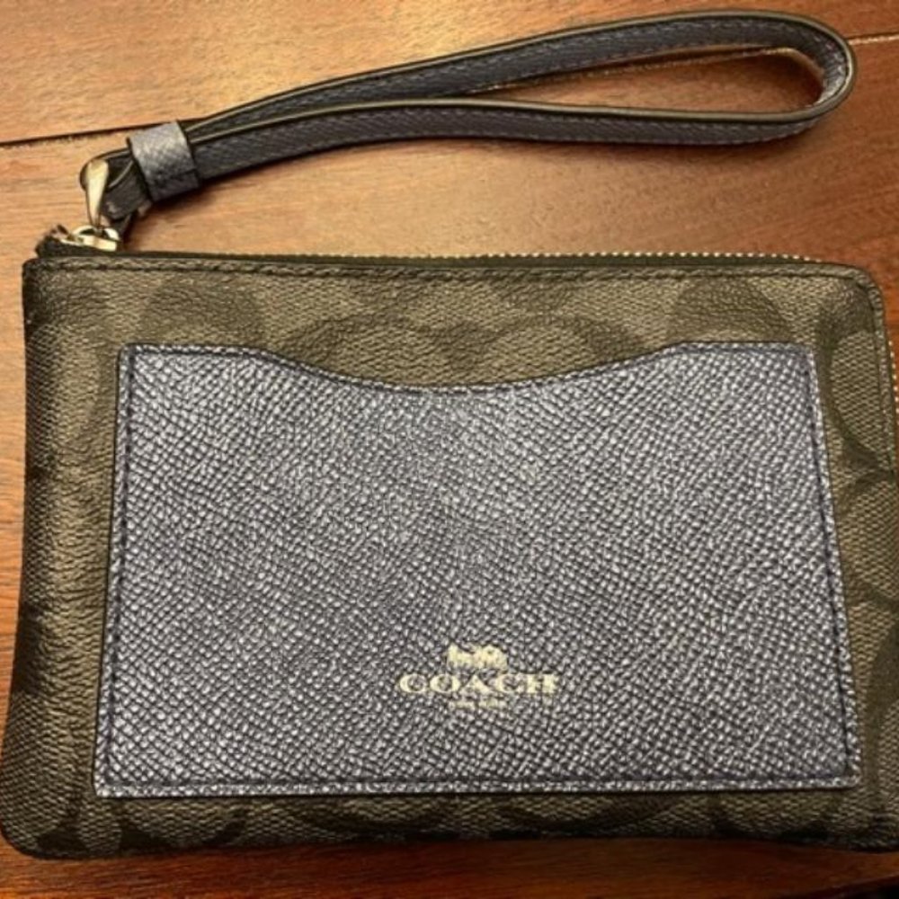 Coach Small Wristlet - Blue